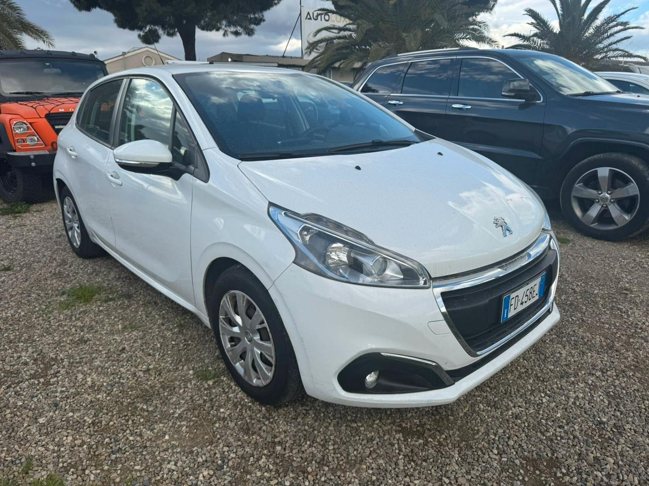 Peugeot 208 BlueHDi 75 5 porte Mix