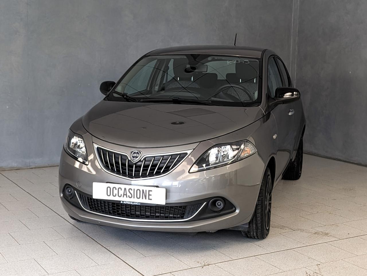 Lancia Ypsilon 1.0 Hybrid 70cv Silver