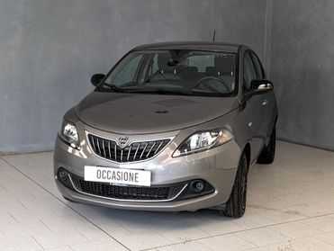 Lancia Ypsilon 1.0 Hybrid 70cv Silver