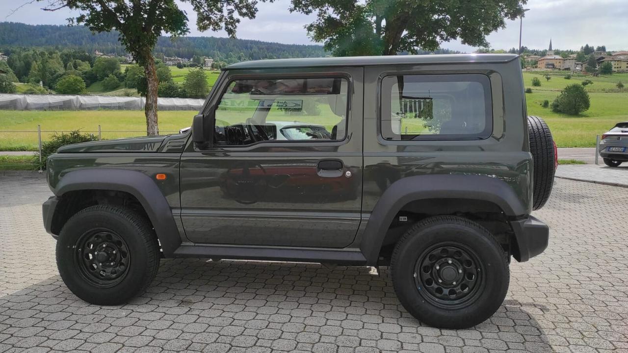 SUZUKI JIMNY 1.5 BENZINA 102CV 4X4 GANCIO TRAINO