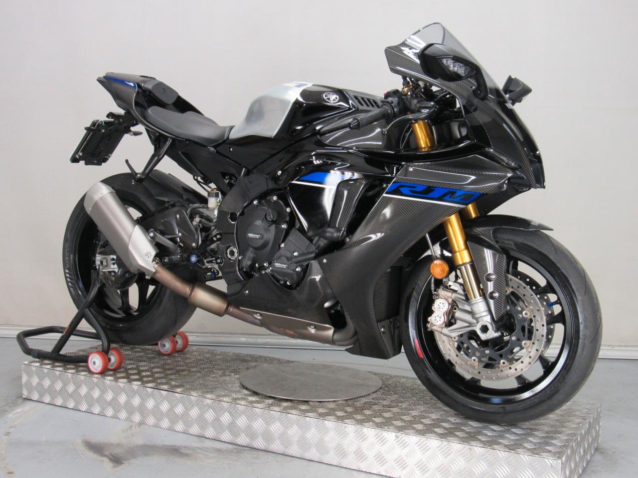 Yamaha YZF-R1M M