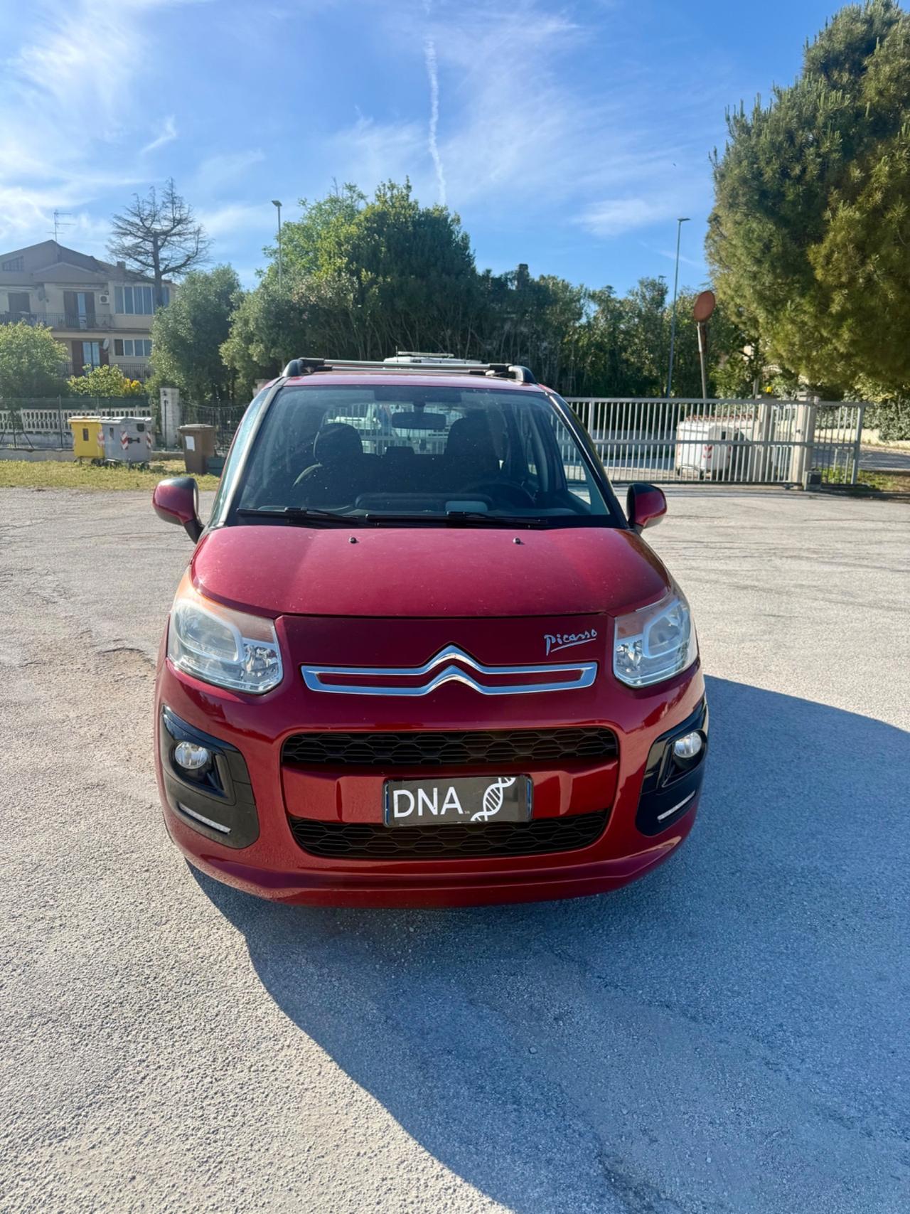 Citroen c3 Picasso 1.4 benzina Metano Neopatentati