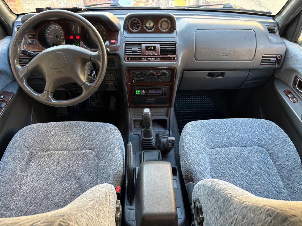 Mitsubishi Pajero 2800 gls target