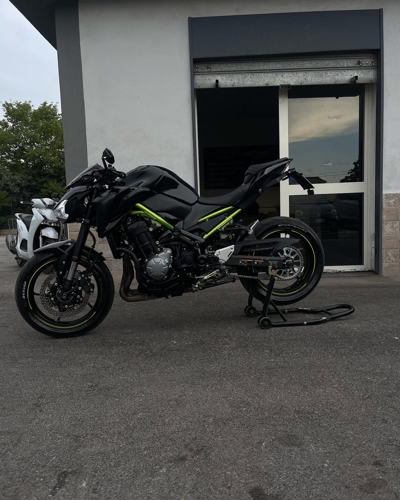 Kawasaki Z 900 Full Mivv