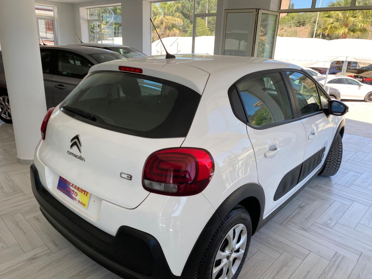 Citroen C3 BlueHDi 100cv S&S Shine AIRBUMP/NAVI2019