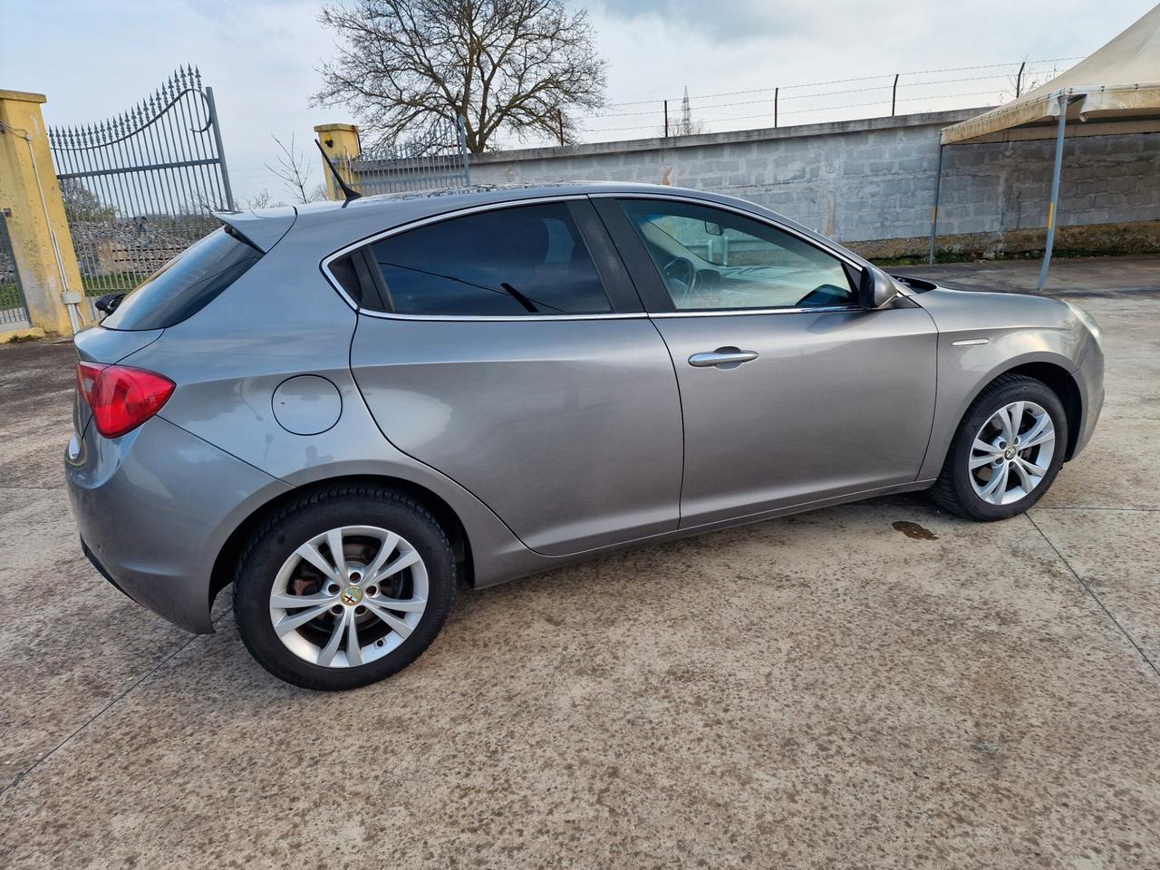 Alfa Romeo Giulietta 1.6 JTDm-2 105 CV Progression
