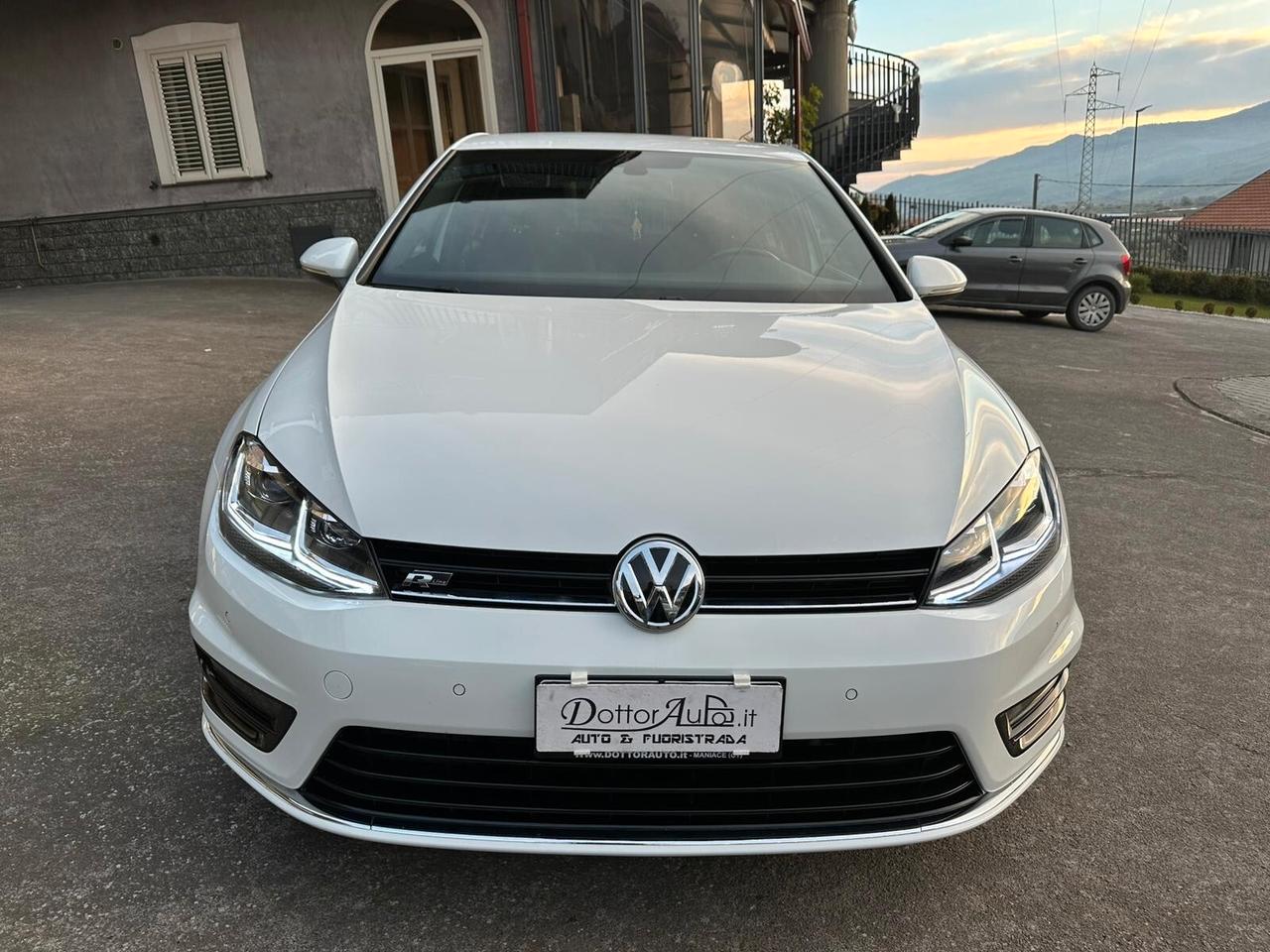 Volkswagen Golf 2.0 TDI 150 CV ALLESTIMENTO R-LINE