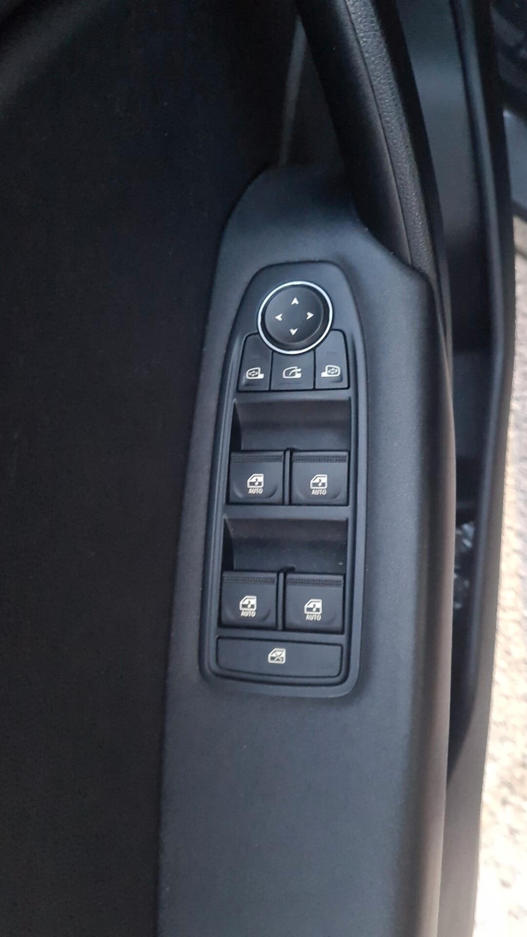 Renault Captur Blue dCi 95 CV Intens