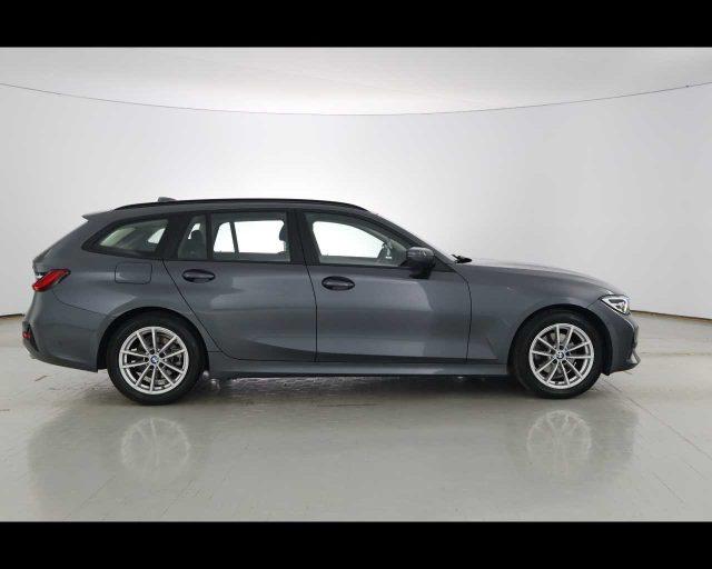 BMW 320 d 48V Touring Business Advantage