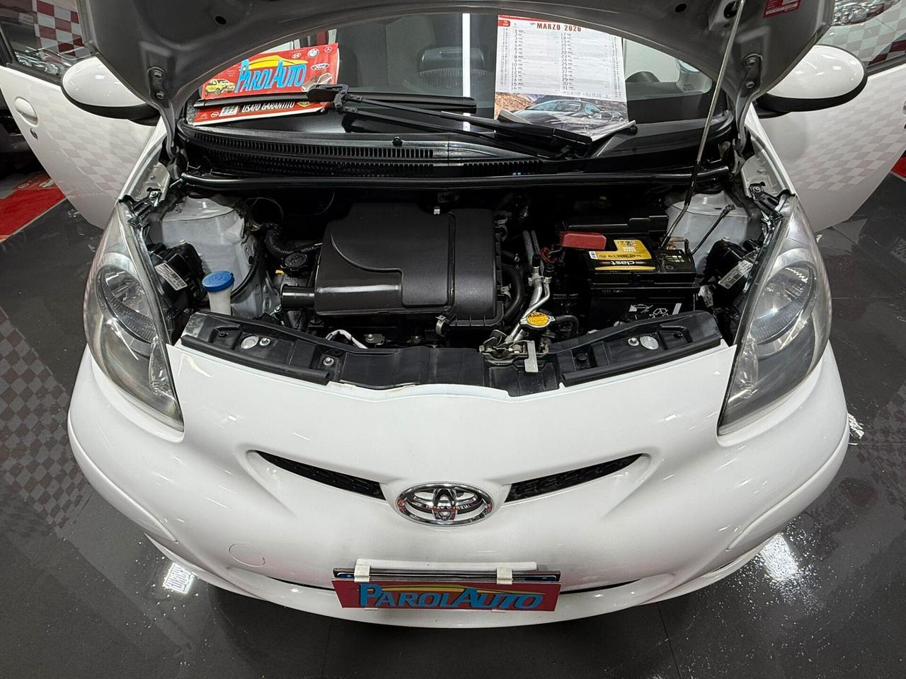 Toyota Aygo 1.0 68cv 5 porte Sol - 2011