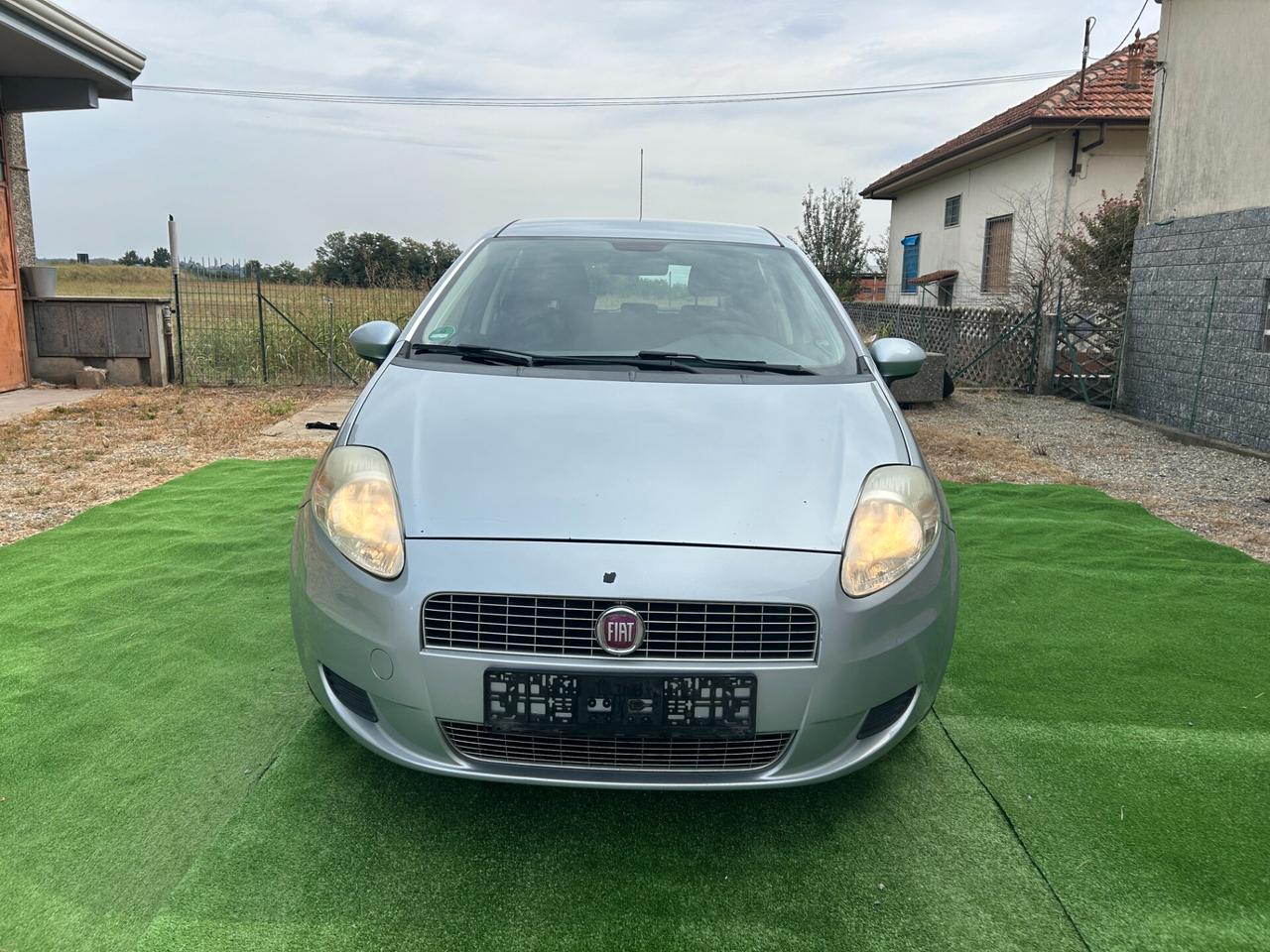 FIAT GRANDE PUNTO 1.4 BENZINA 120.000KM OTTIMO STATO