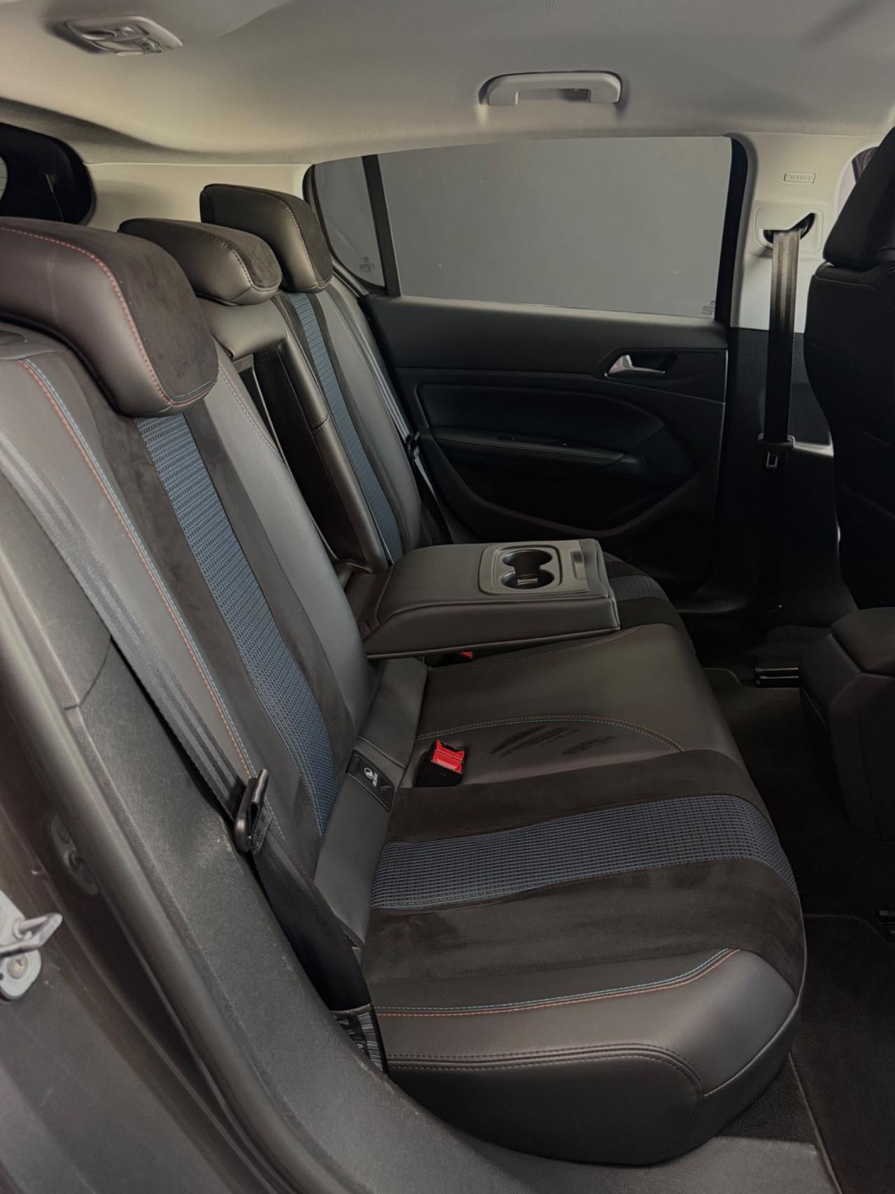Peugeot 308 1.5 BlueHDi 130cv EAT8 Tech Edition FULL