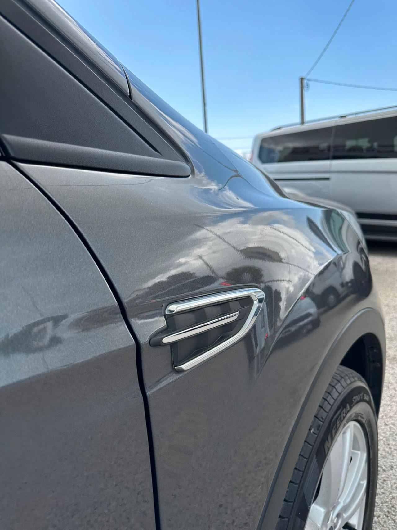 Ford Kuga 1.5 TDCI 120 CV S&S 2WD Business