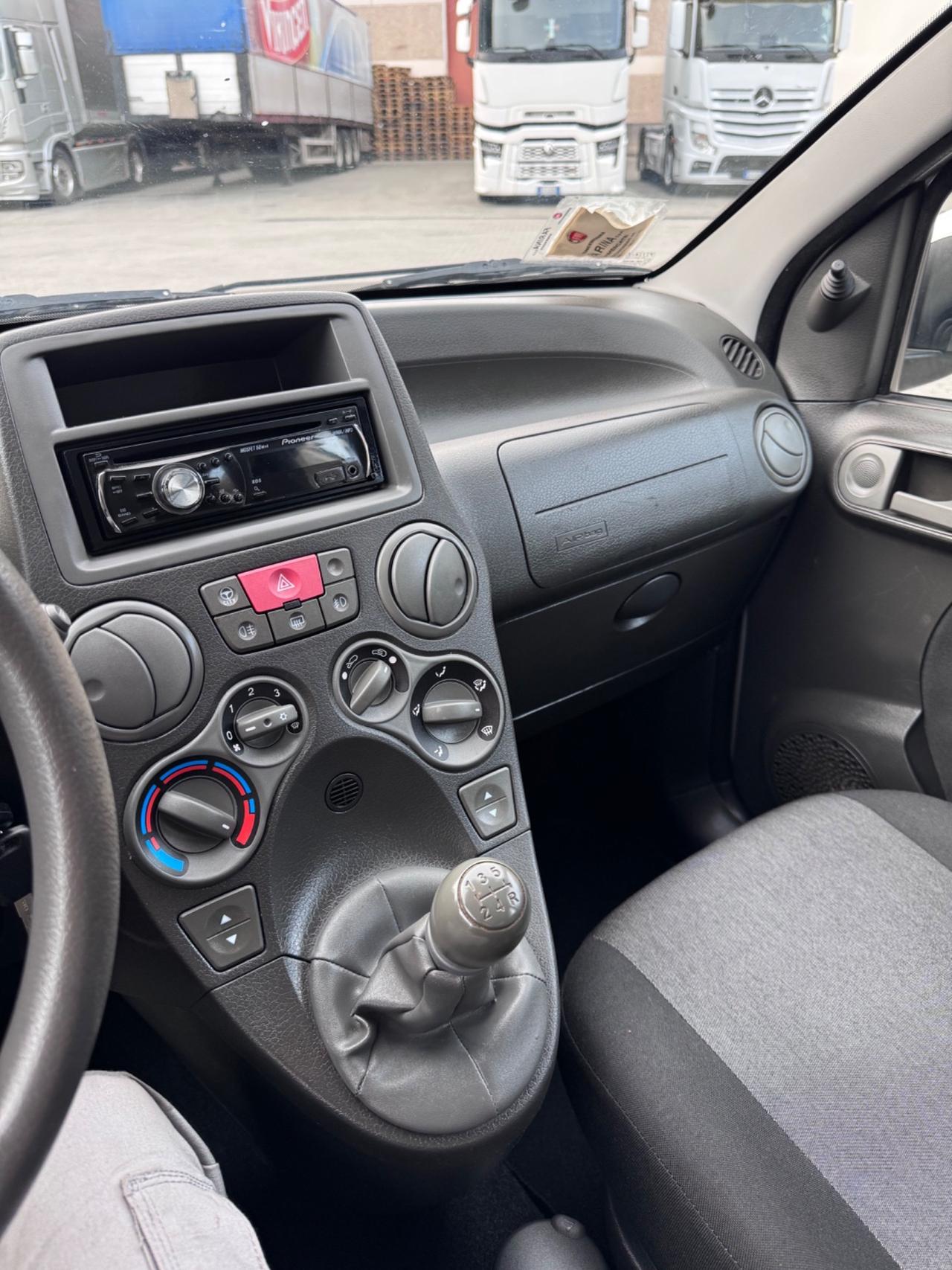 Fiat Panda 1.2 Emotion