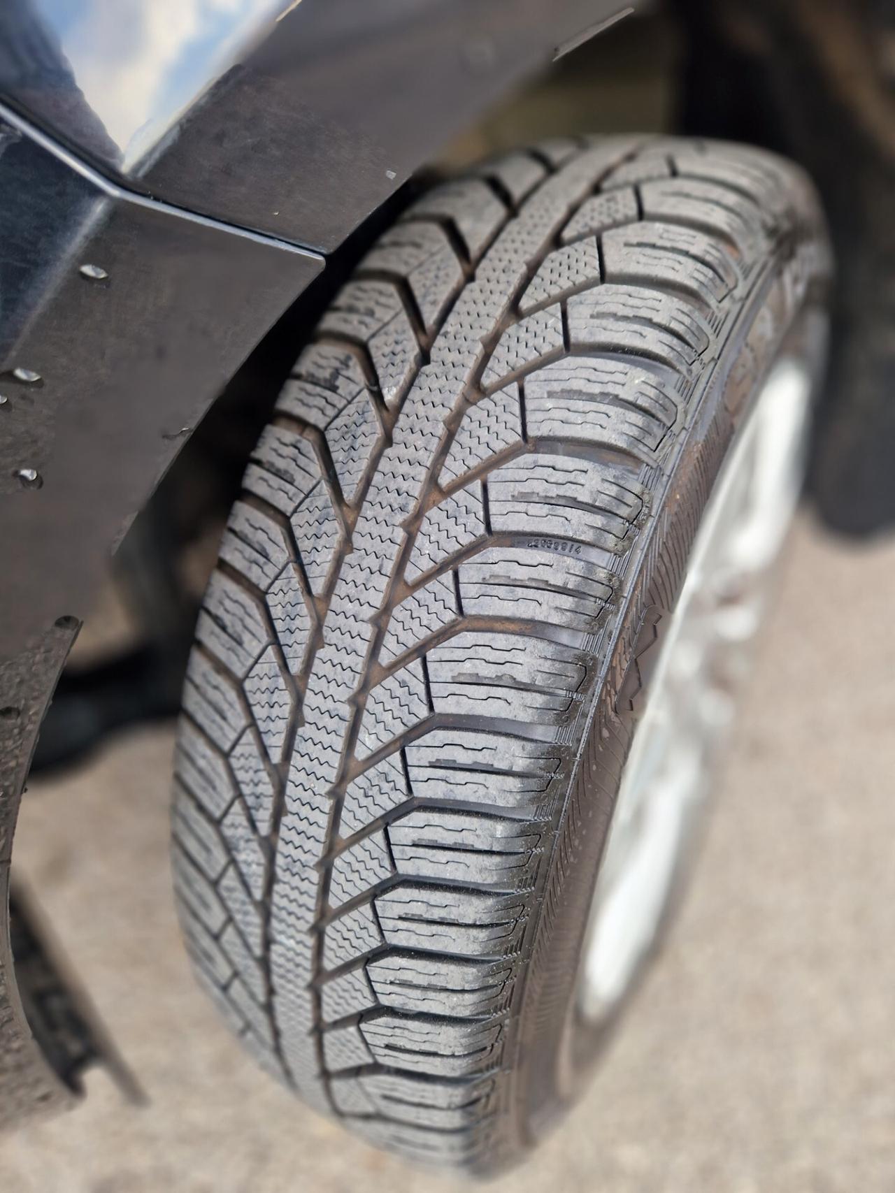 Lancia Ypsilon 0.9 TwinAir 85 CV 5 porte Metano Ecochic Gold