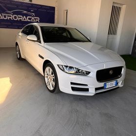 Jaguar XE 2.0 D 180 CV Prestige