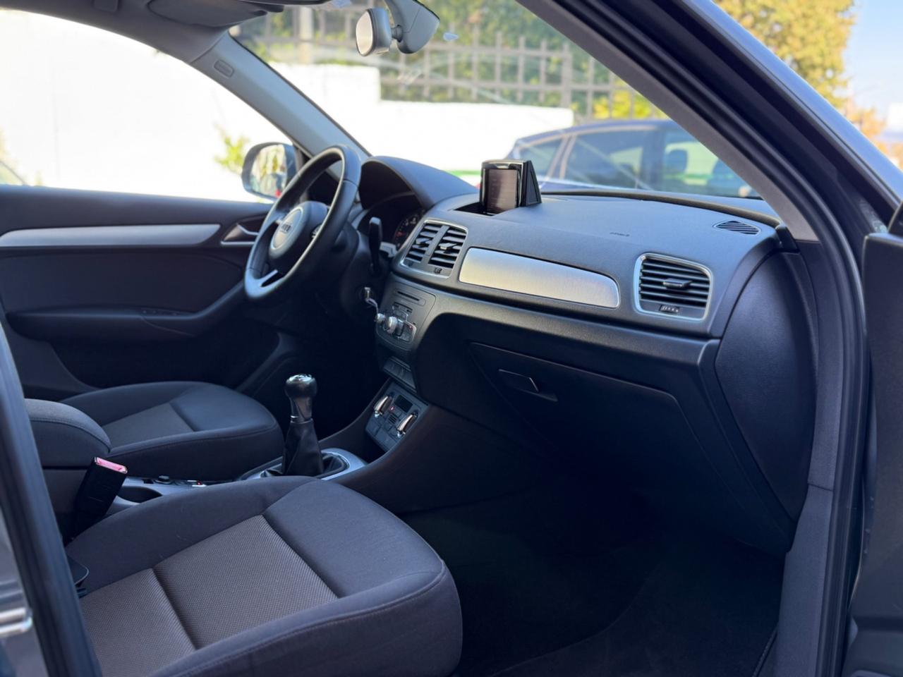 Audi Q3 2.0 TDI Business