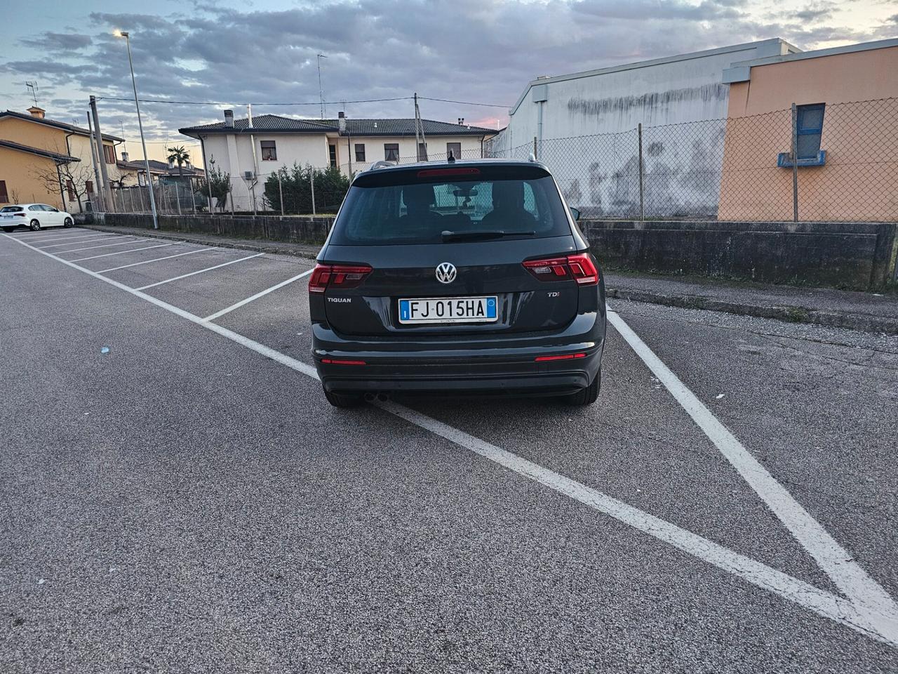 Volkswagen Tiguan 1.6 TDI SCR Business BlueMotion Technology