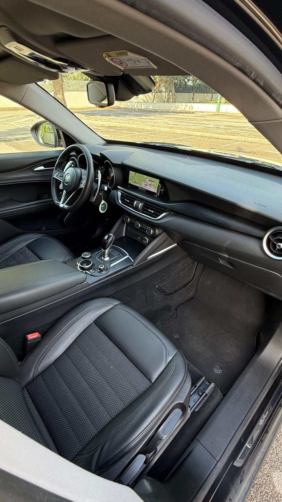 Alfa Romeo Stelvio 2.2 Turbodiesel 210 CV AT8 Q4 Super