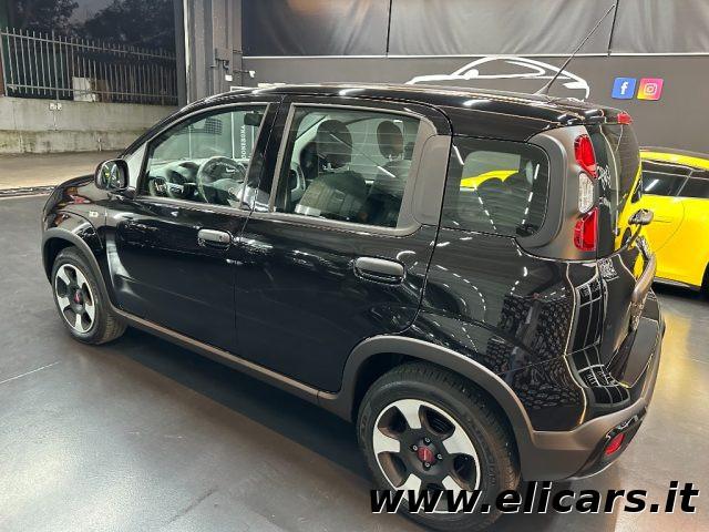 FIAT Panda 1.0 FireFly S&S Hybrid City Cross