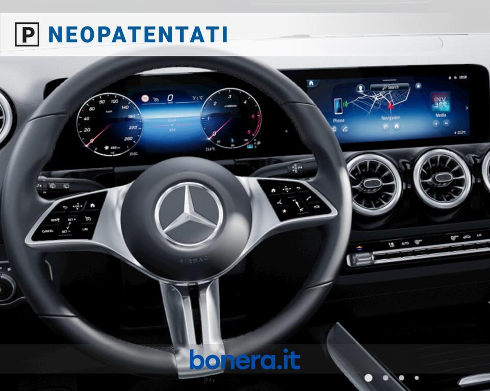 Mercedes GLA 180 180 D Progressive Advanced Plus 8G-DCT
