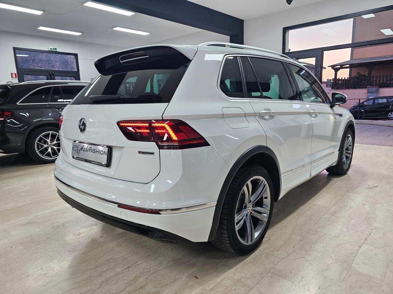 Volkswagen Tiguan 2.0 TDI SCR DSG 4MOTION R-Line