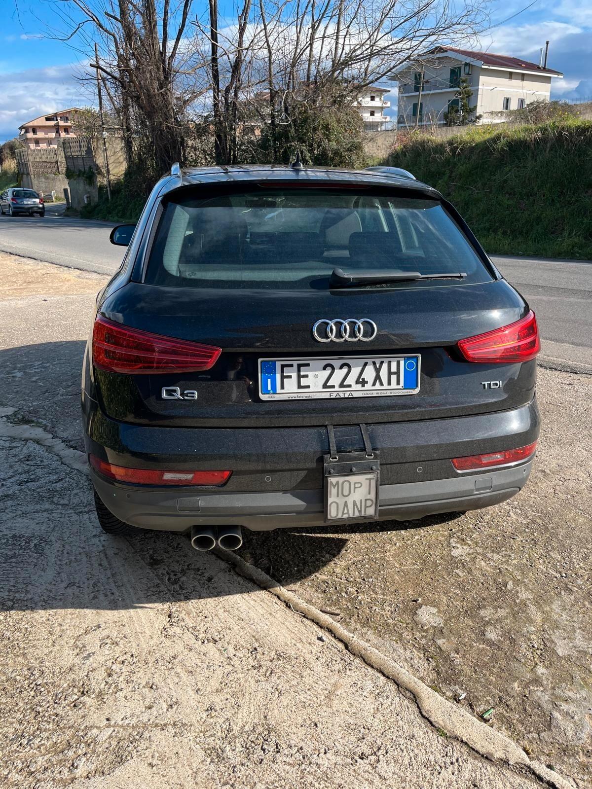 Audi Q3 2.0 TDI 120 CV Sport