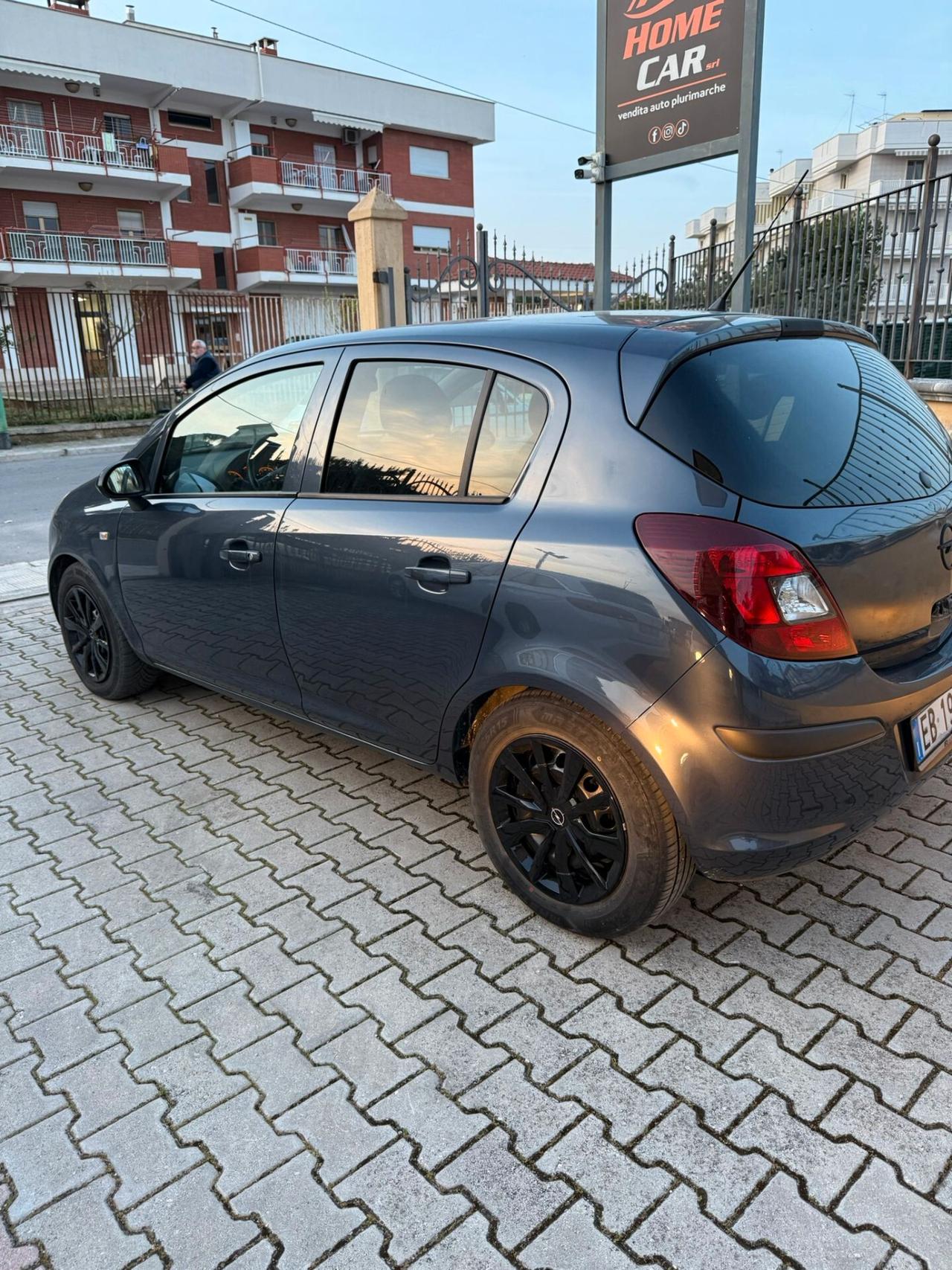 Opel Corsa 1.2 80CV 5 porte GPL-TECH Edition