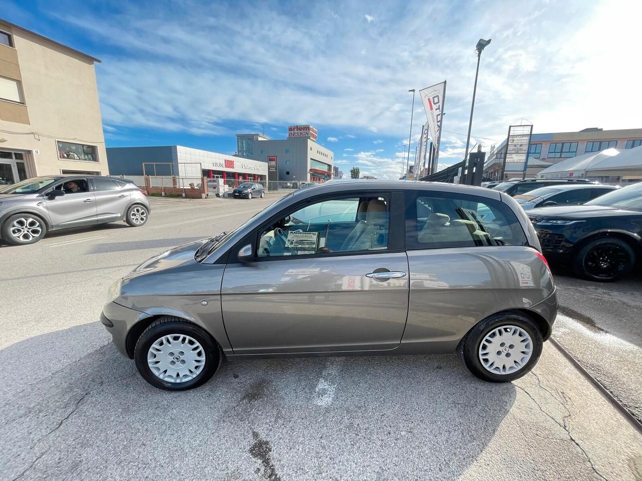 Lancia Ypsilon 1.3 Multijet 16V Platino