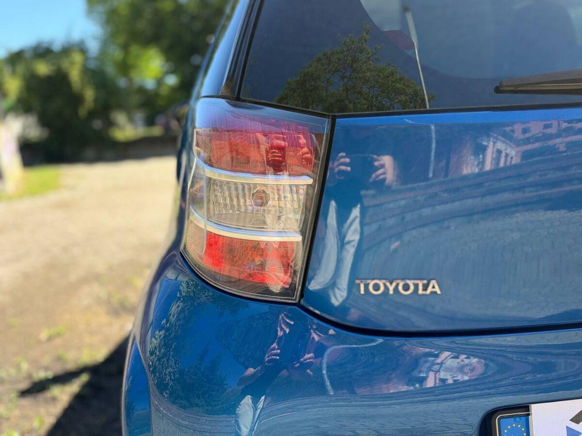 Toyota iQ 1.0 Active (sol) E5