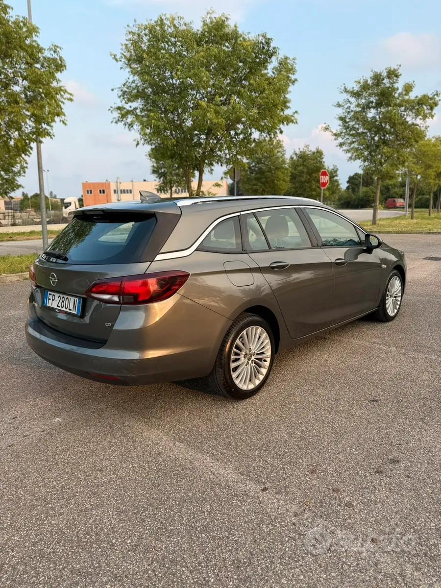 Opel Astra 1.6 Diesel 110cv 2018