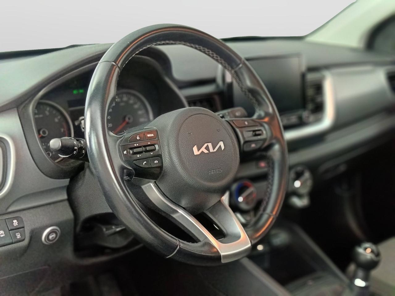 KIA Stonic - Stonic 1.2 dpi Urban Techno&Design Pack 84cv