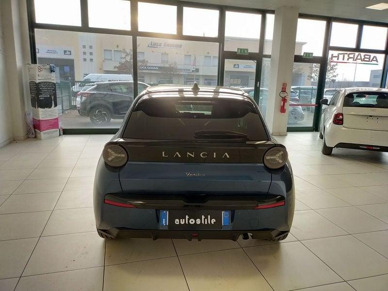 Lancia Ypsilon Ypsilon Hybrid e-DCT Edizione Cassina