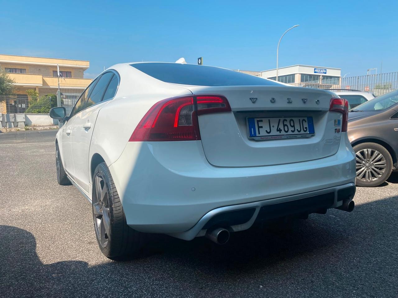 Volvo S60 T6 AWD Geartronic R-design