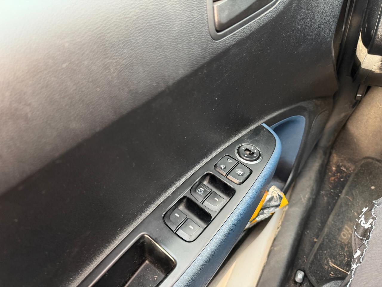 HYUNDAI I10 ANNO 2015 1.0 BENZINA *LEGGI