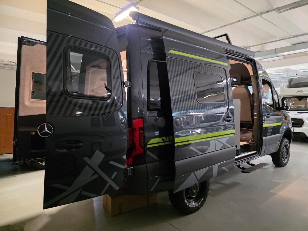 CAMPER VAN HYMER GRAND CANYON S CROSSOVER