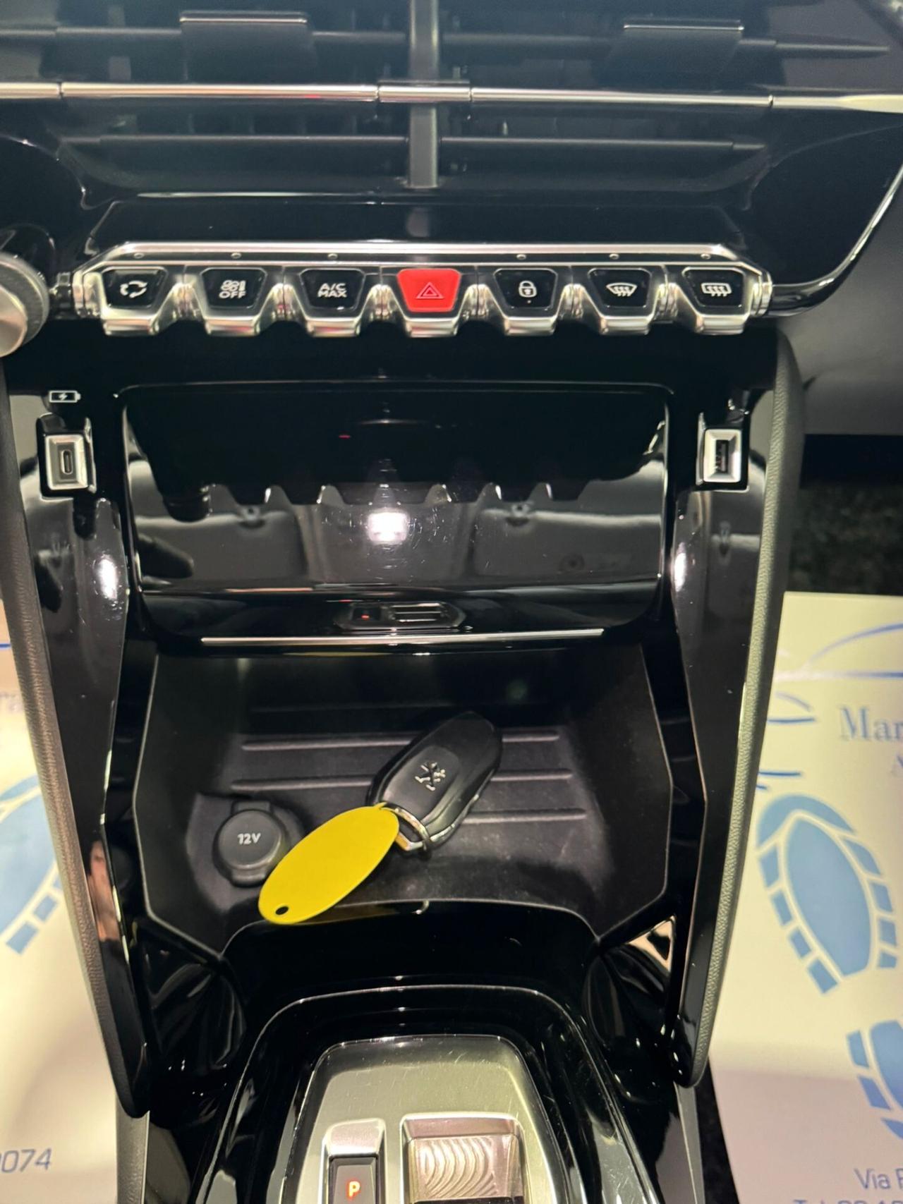 Peugeot 2008 BlueHDi 130 S&S EAT8 GT Pack Veglia l'i-cockpit 3D