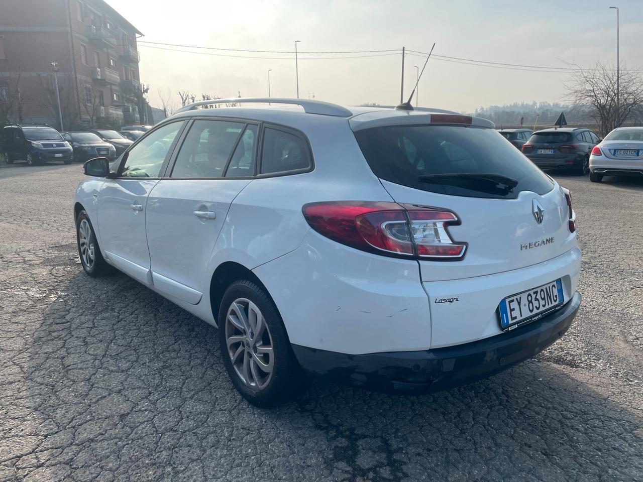 Renault Megane 1.5 dCi 110CV SporTour Limited DISTRIBUZIONE NUOVA