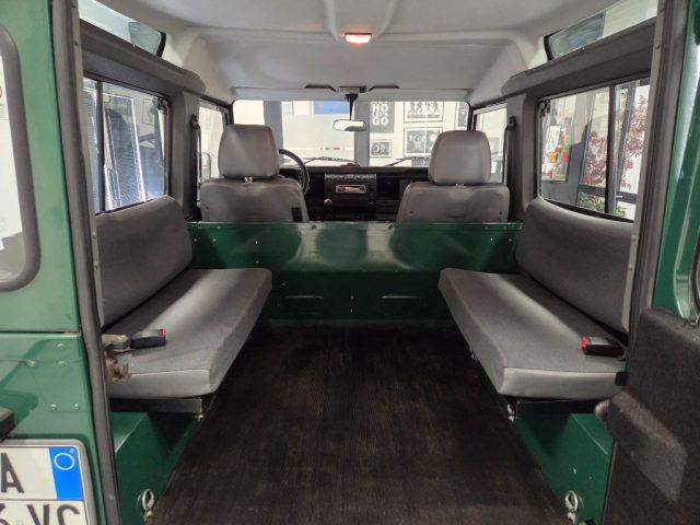 LAND ROVER Defender 90 2.5 Td5 7 POSTI ARIA CONDIZIONATA