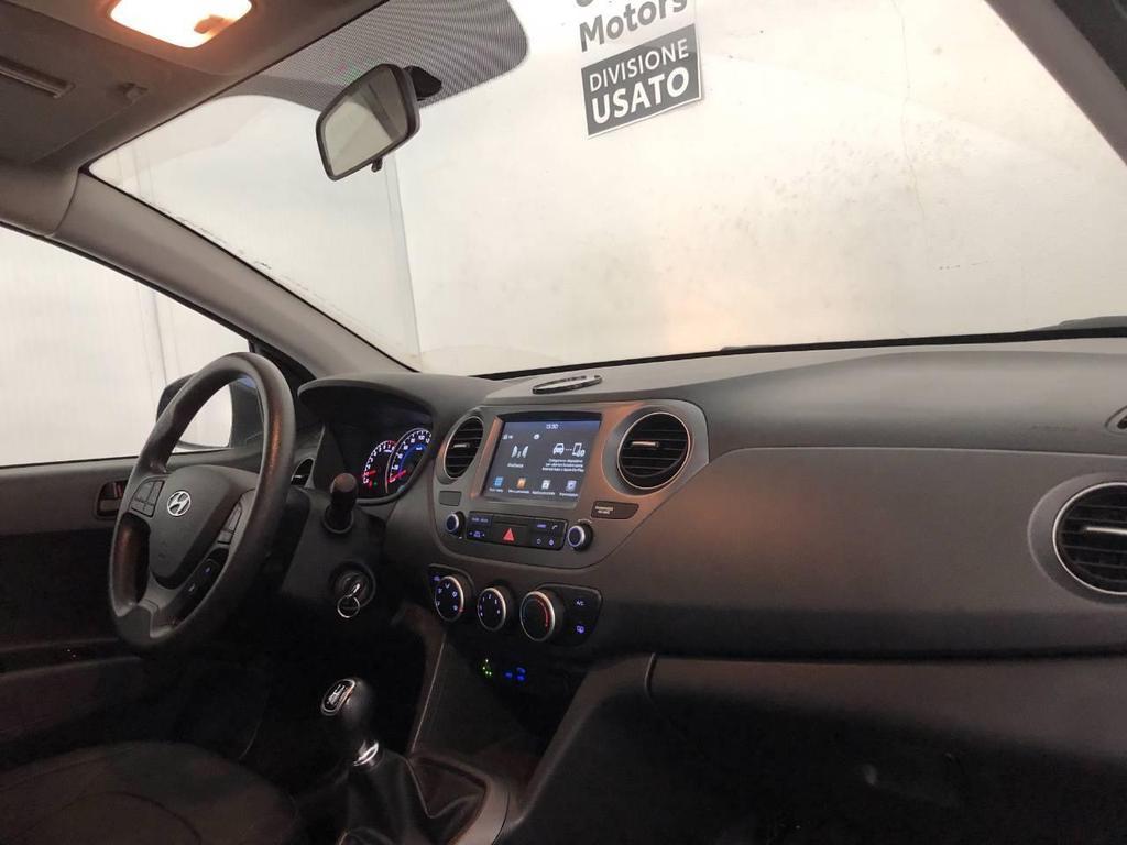 Hyundai i10 1.0 MPI Tech