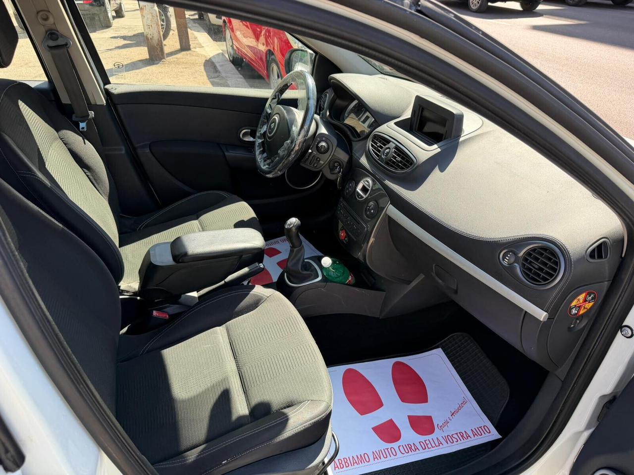 Renault Clio 1.2 16V 5 porte Dynamique