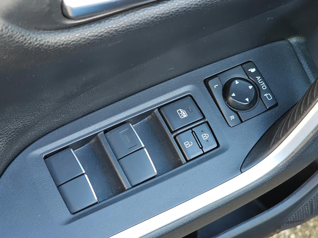 Toyota RAV 4 RAV4 2.5 HV (218CV) E-CVT 2WD Business