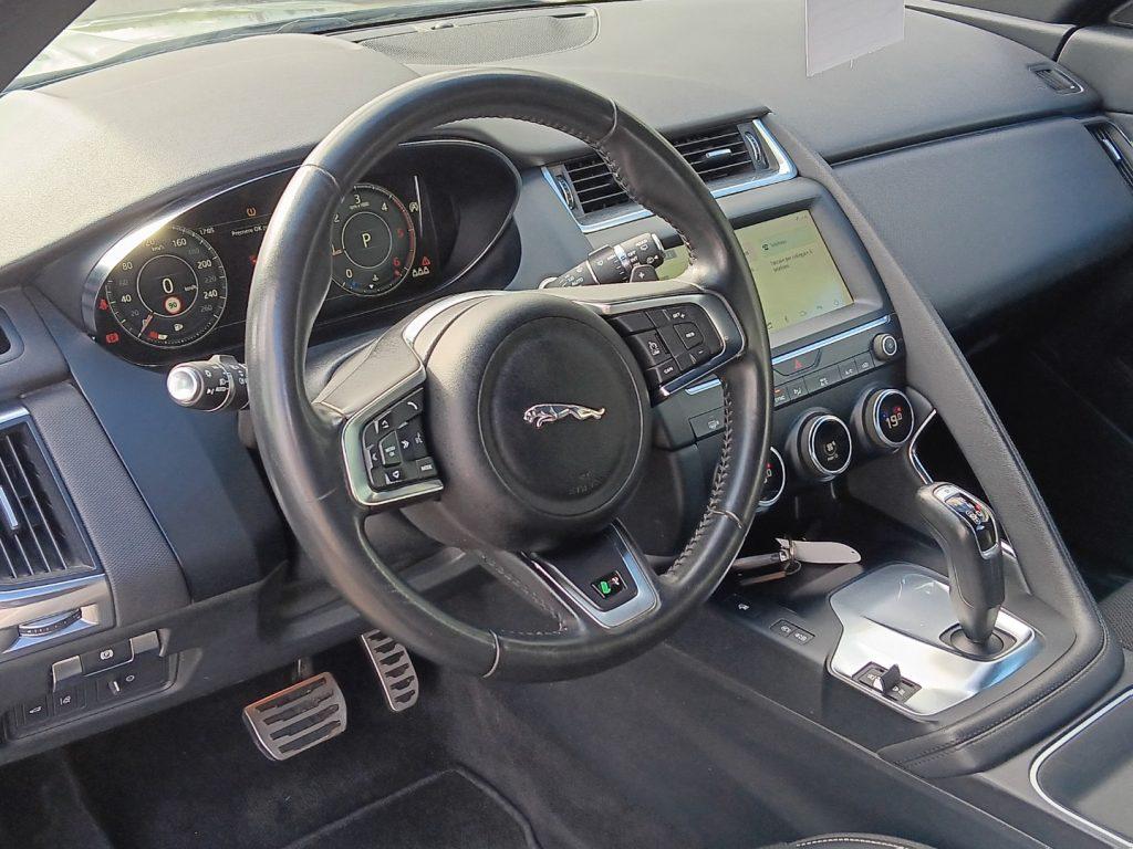 JAGUAR E-Pace (X540) E-Pace 2.0D 150 CV A...