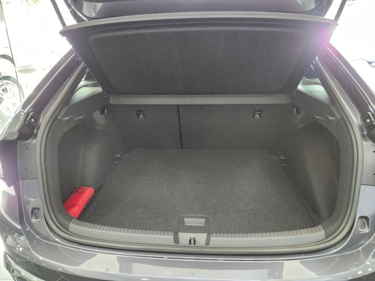 Volkswagen Taigo R-Line Tetto C.17" Camera Navi RLine R Line