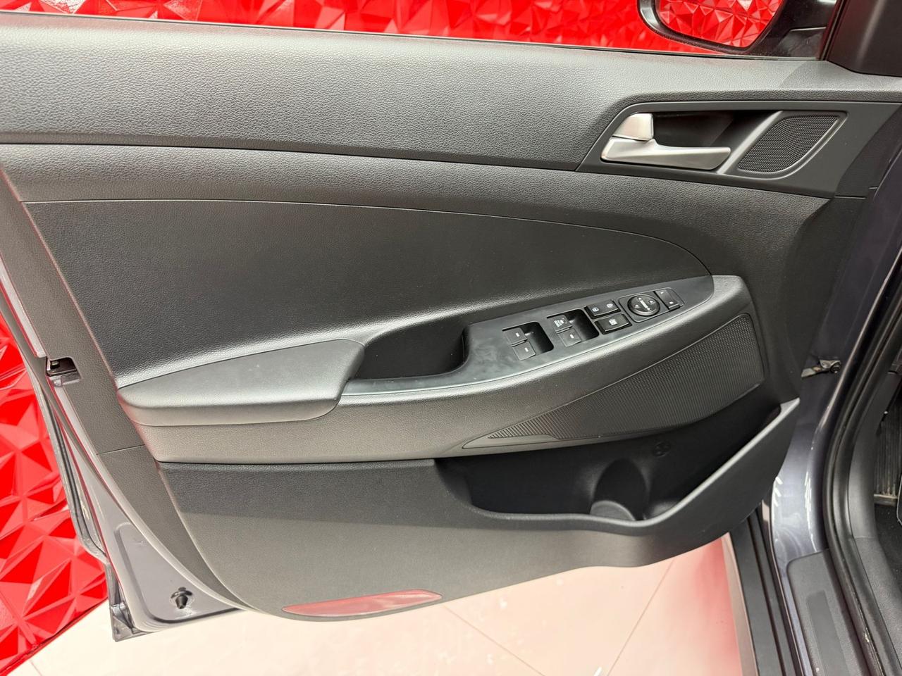 Hyundai Tucson 1.6 CRDi XTech *km 82.000