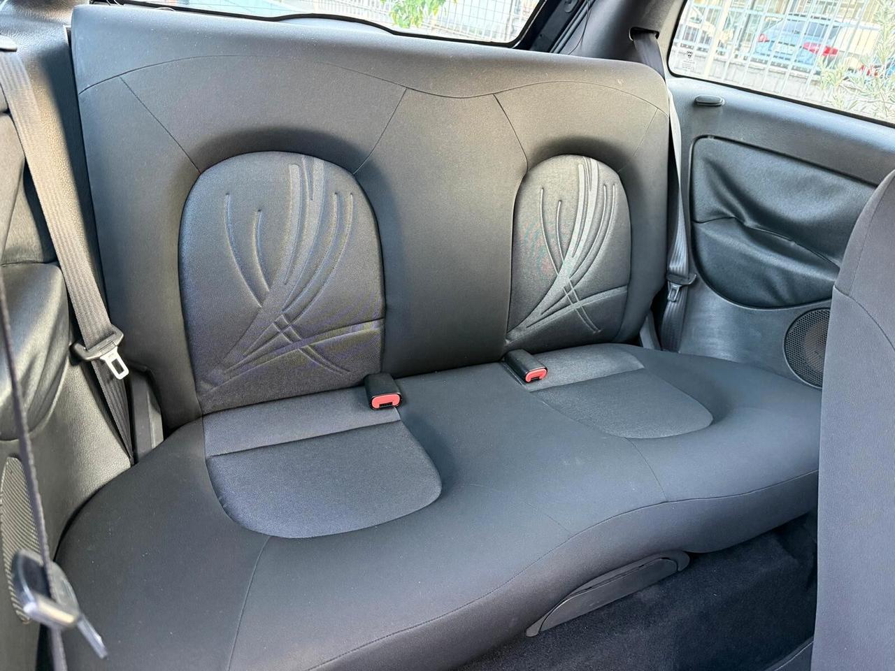 Lancia Ypsilon 1.3 MJT DIVA POCHI KM