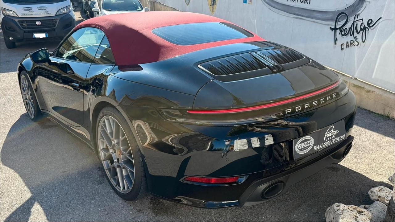 PORSCHE 911 CARRERA CABRIO 2025