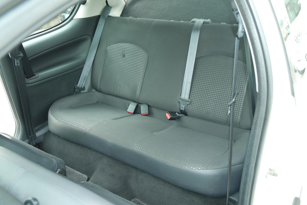 Peugeot 206 Plus 1.1 60CV 3p. Plus