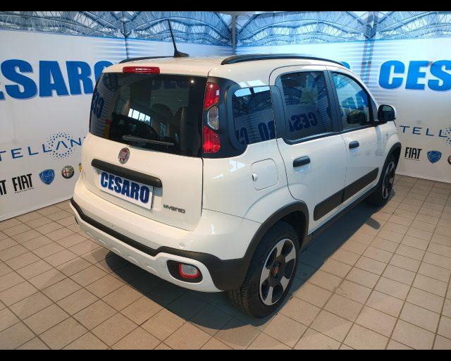 FIAT New Panda 1.0 firefly hybrid Cross s&s 70cv 5p.ti