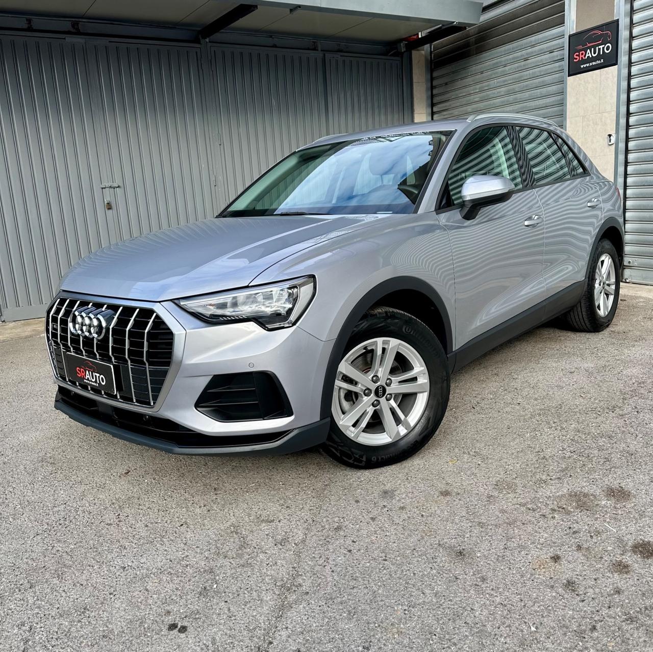 Audi Q3 35 TDI quattro S tronic Business Advanced